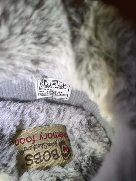 New Bobs from Sketchers Memory Foam Dog Design Slippers - Picture 4 of 6